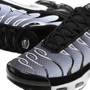 AIR MAX PLUS TN "Black Metallic Silver" - Imagen 5