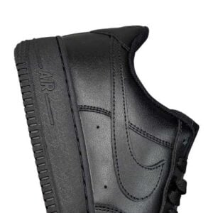 NIKE AIR FORCE 1 '07 "Negras/Black" - Imagen 4