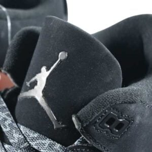 AIR JORDAN RETRO 3 "Black Cat" - Imagen 4