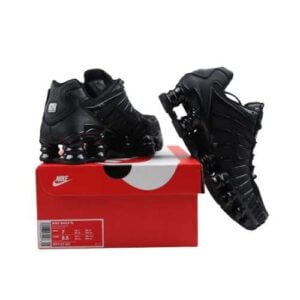 NIKE SHOX TL "Triple Black" - Imagen 4