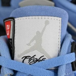 JORDAN RETRO 4 "University Blue" - Imagen 4