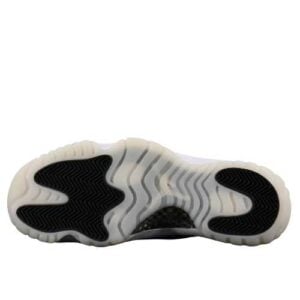 AIR JORDAN RETRO 11 "Gratitude" - Imagen 3