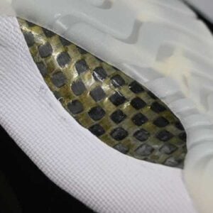 AIR JORDAN RETRO 11 "Gratitude" - Imagen 4