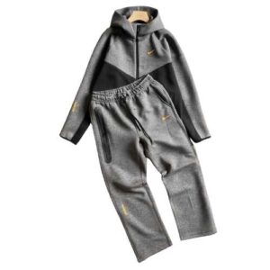 Conjunto NIKE TECH x NOCTA "Gris Oscuro/Negro" Algodón Real