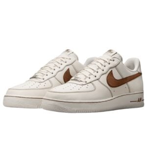 NIKE AIR FORCE 1 "07 LV8"