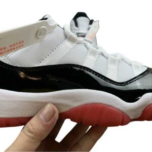 AIR JORDAN 11 LOW "Concord Bred" - Imagen 5