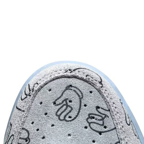 JORDAN RETRO 1 x KAWS "White Greid - Blanco Gris" - Imagen 3