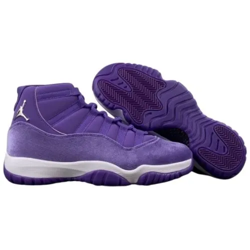 Air Jordan Retro 11 "Purple Rain Velvet" Morado