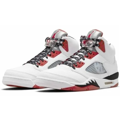 Alternative view of Air Jordan 5 Retro "Quai 54" Blanco