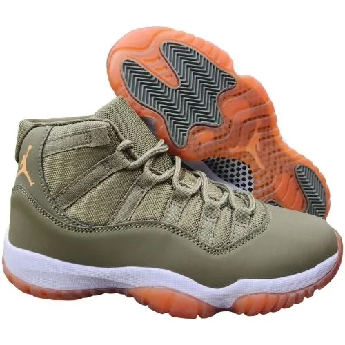 Air Jordan Retro 11 "Olive Green" Verde