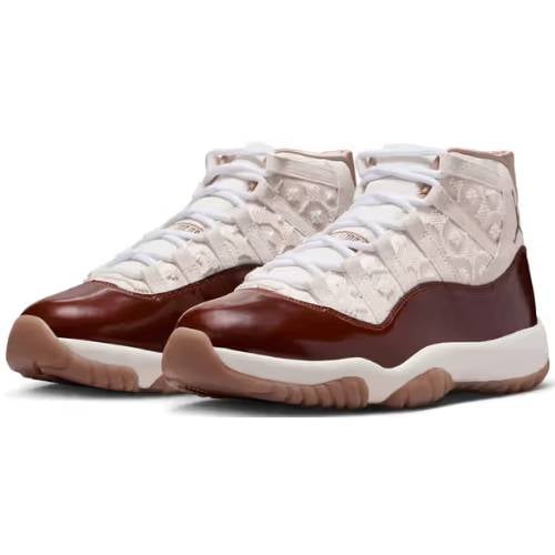 Alternative view of Air Jordan Retro 11 "China" Cafe Blanco